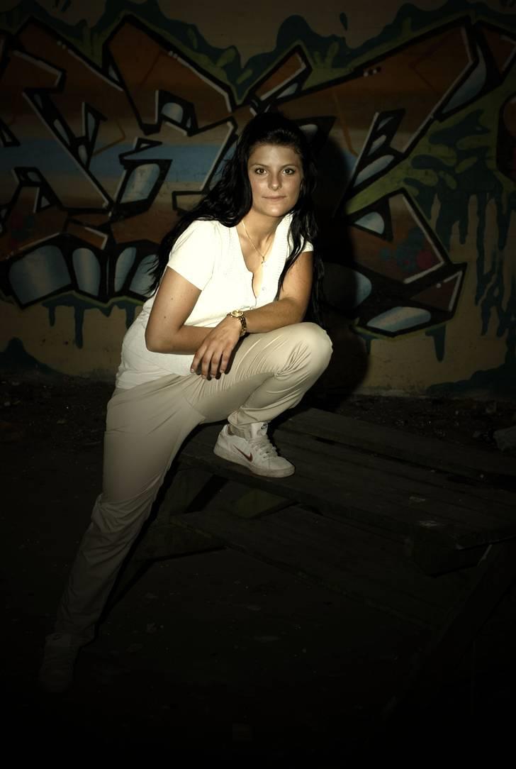 Kvinde Julie billede 9