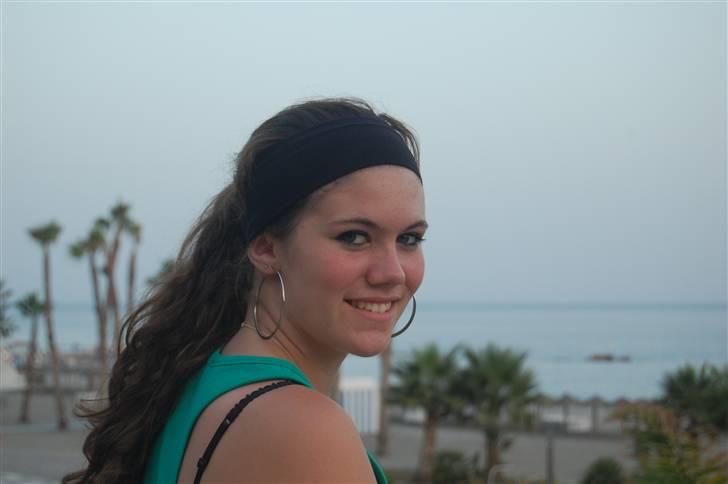 Kvinde Emilie - spanien 2009 billede 1