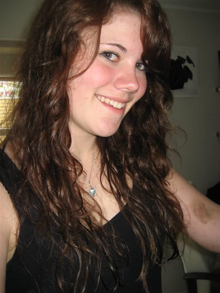 Kvinde Emilie - krøller eller ej (: billede 4