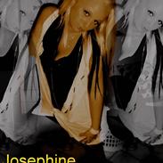 Kvinde Josephine M