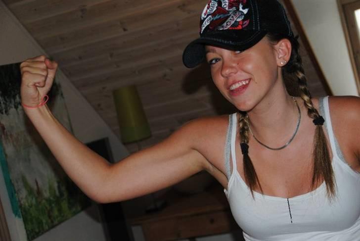 Kvinde Line  billede 12