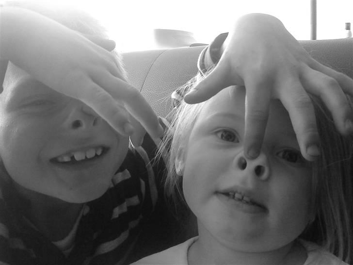 Kvinde Tille - djævle ungerne ;) billede 8