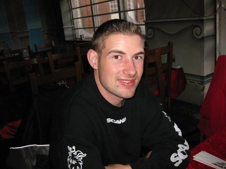 Mand káre billede 10