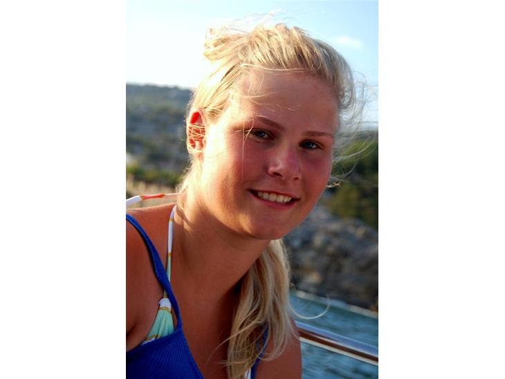 {{currentPhoto.altText}} billede {{currentPhoto.number}}