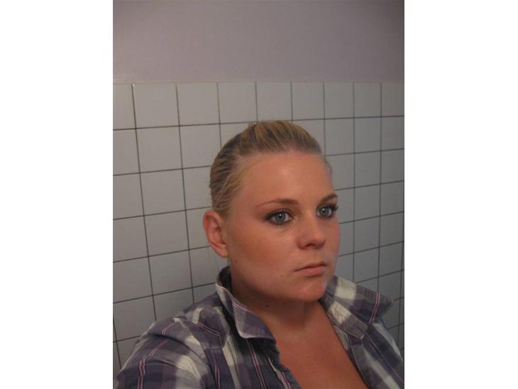 {{currentPhoto.altText}} billede {{currentPhoto.number}}