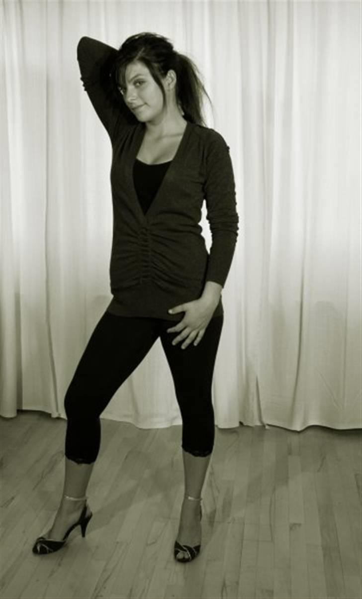 Kvinde Julie billede 3