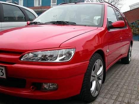 Mand JOJO aka. Joachim - Min gamle 306´er st. car... den blev sørme´ også stylet.... havde den dog kun i ca. ½år før jeg solgte,,,, Man skal jo videre i teksten ikke? billede 17