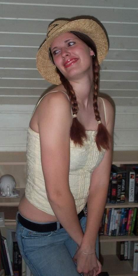 Kvinde Marianne E - Farmer girl :) billede 4