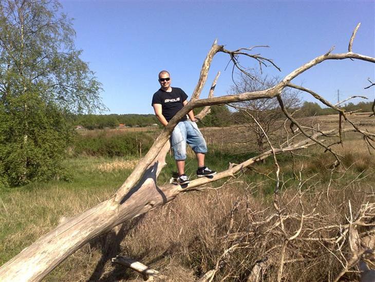 {{currentPhoto.altText}} billede {{currentPhoto.number}}