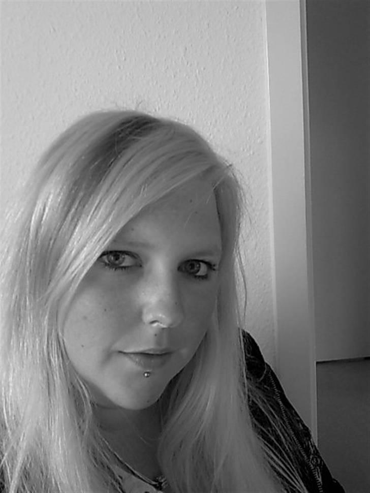 Kvinde Natalie - gammelt billed billede 9