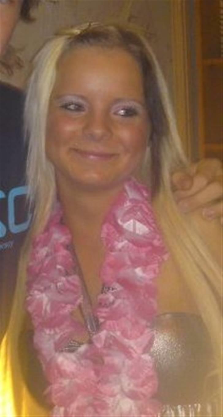 Kvinde June  billede 3