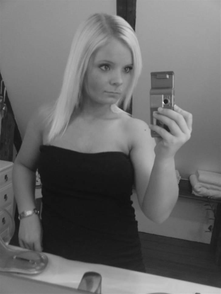 Kvinde June  billede 6