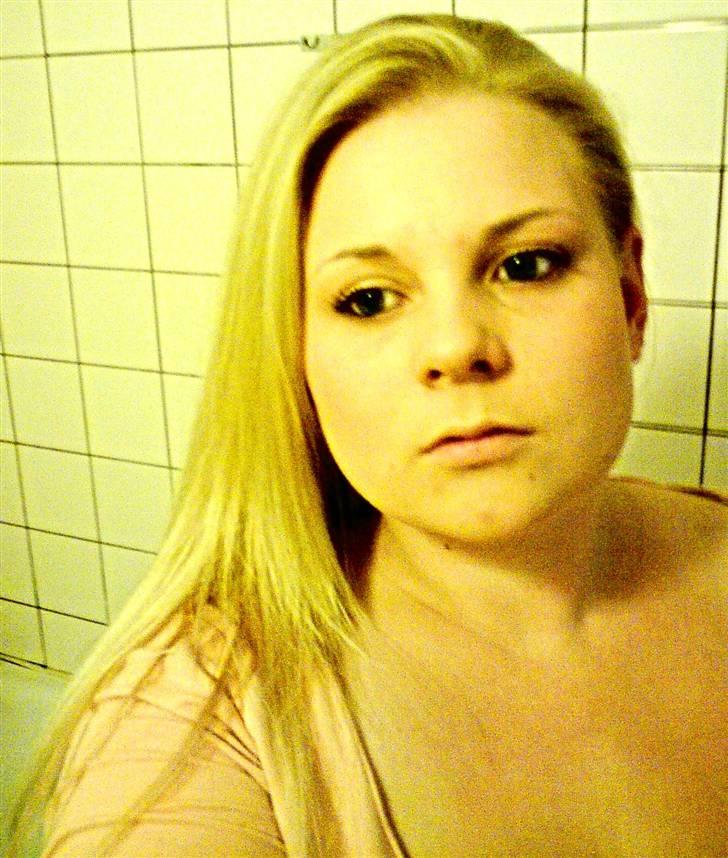 Kvinde Tille billede 11