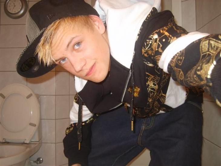 {{currentPhoto.altText}} billede {{currentPhoto.number}}