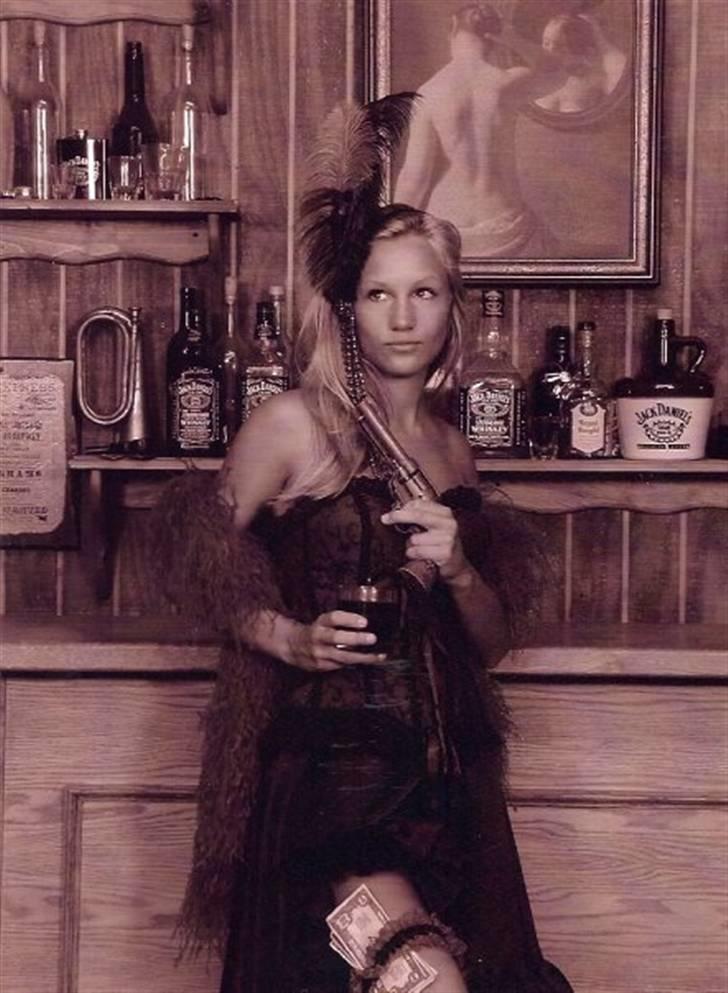 Kvinde emilie billede 16