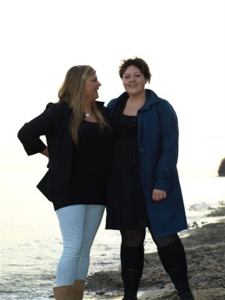Kvinde Ea  - Mig og Cille <3 Fotograf: Rasmus Haugaard billede 1