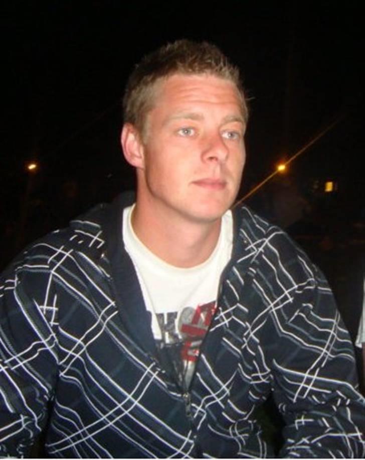 Mand jesper madsen - nyeste sommeren 2010 billede 1