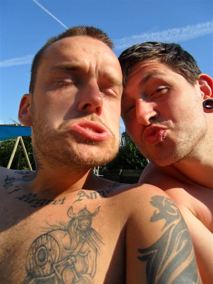 Mand Martin - Taget i sommers, mens der blev holdt pause fra alt pool byggeriet.. billede 12