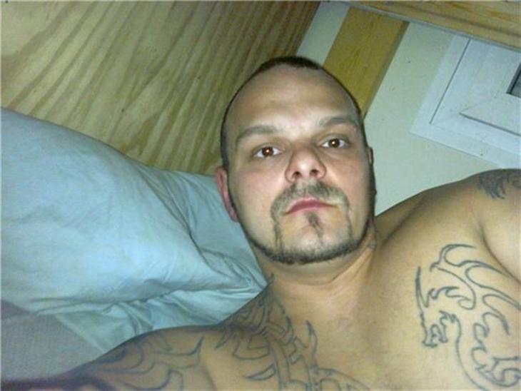 {{currentPhoto.altText}} billede {{currentPhoto.number}}