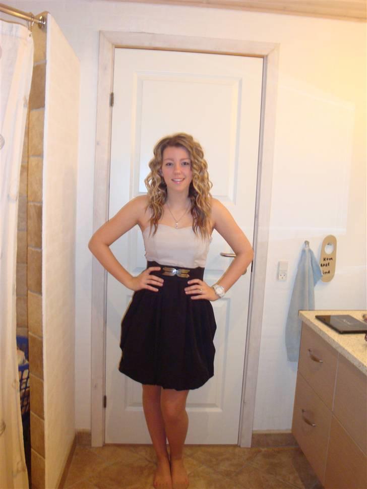 Kvinde Line  billede 14