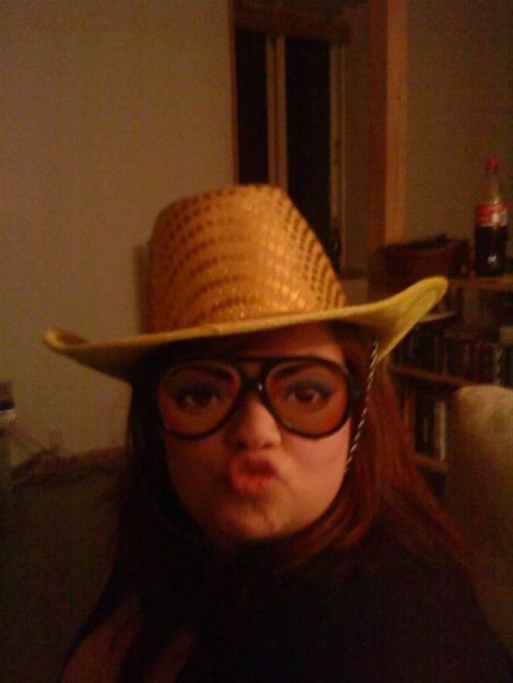 Kvinde Laila - Se skøn ud for en femmer! billede 12