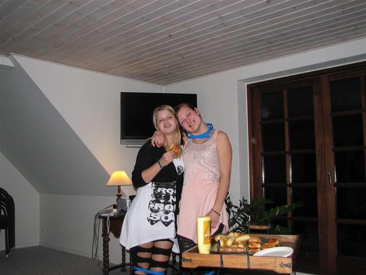 Kvinde Annika - til min fest billede 7