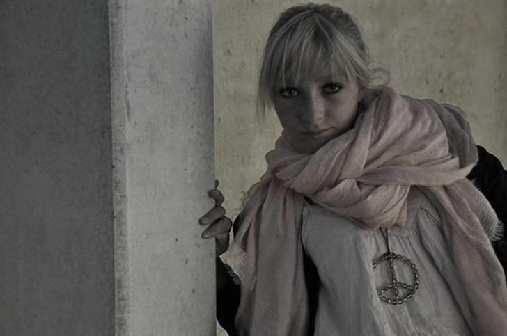 Kvinde Frederikke billede 7