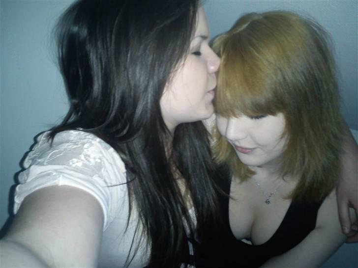 Kvinde Fie - Mig og min veninde Camilla billede 6