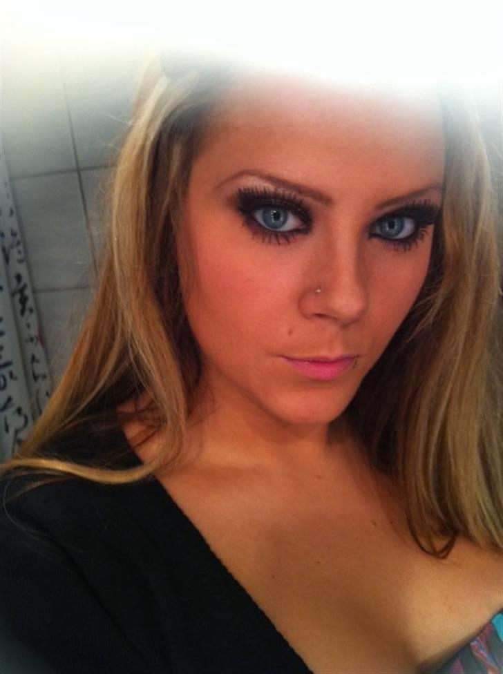 Kvinde Niiize billede 4