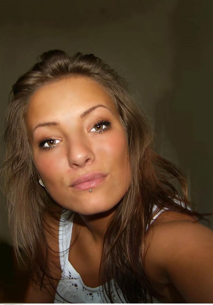 Kvinde katharina sfetkos billede 11