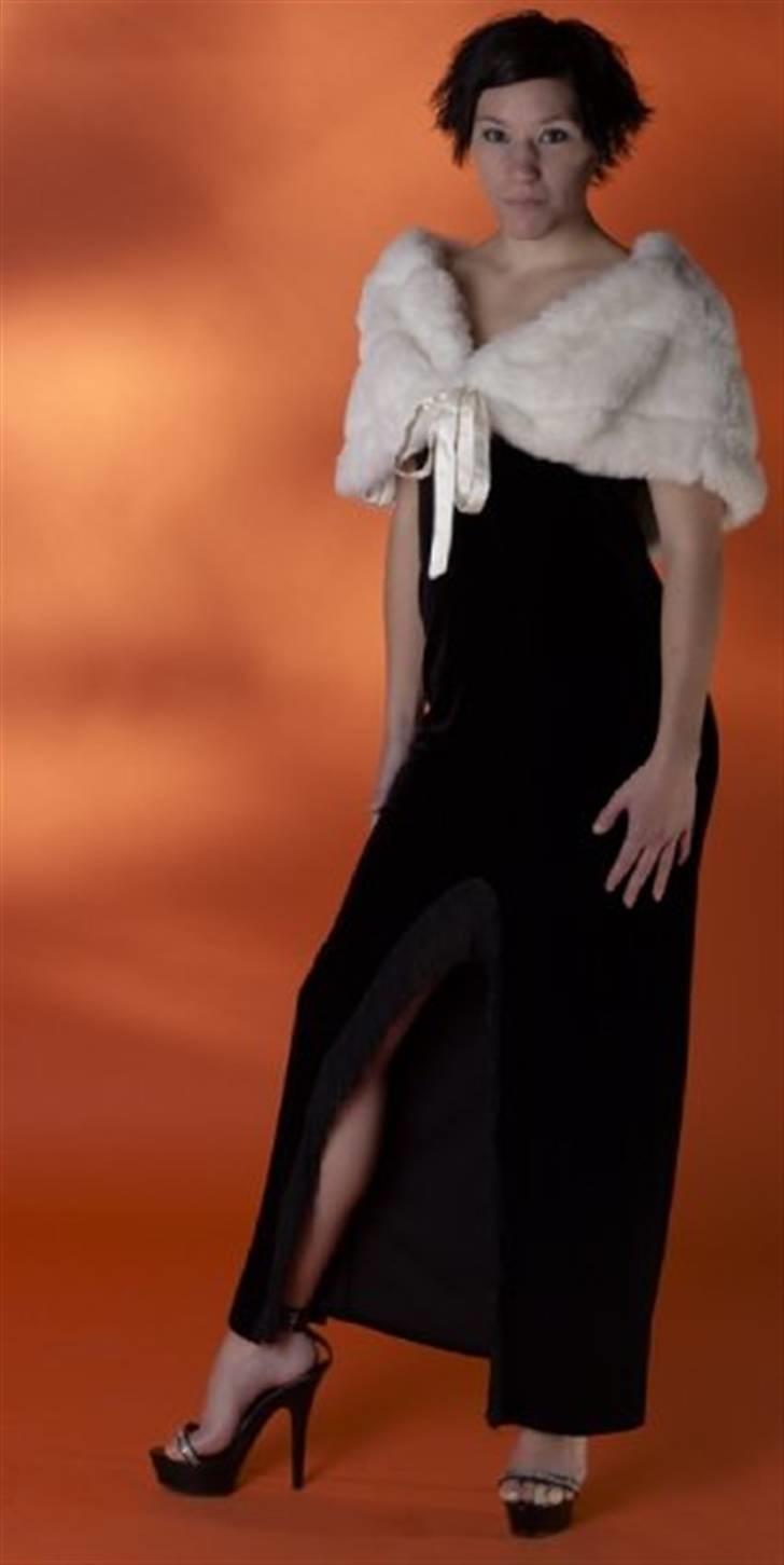 Kvinde Charlotte - mobel billede billede 4