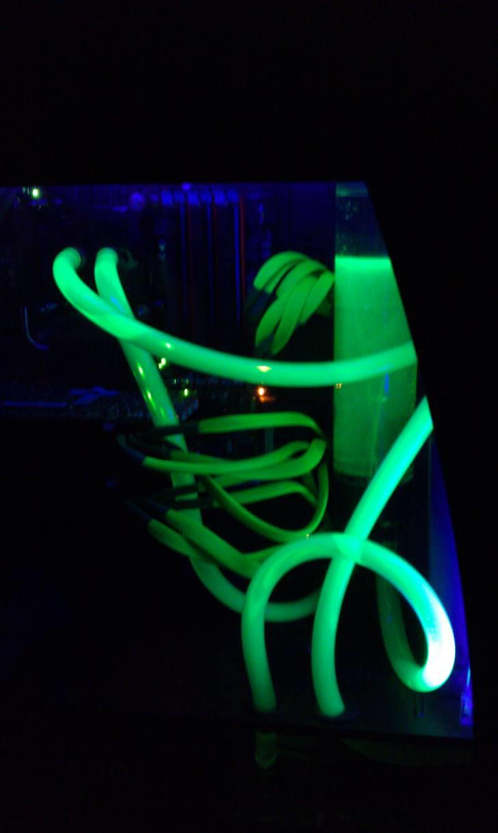 Mand Mike - Min PC jeg har sat sammen, det var et sjovt projekt :b billede 9