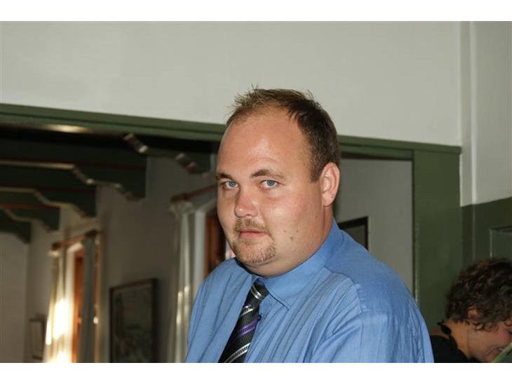 {{currentPhoto.altText}} billede {{currentPhoto.number}}