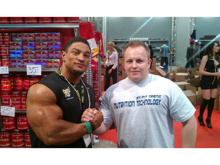 {{currentPhoto.altText}} billede {{currentPhoto.number}}