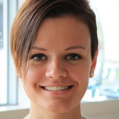 Kvinde Tea B. Hansen