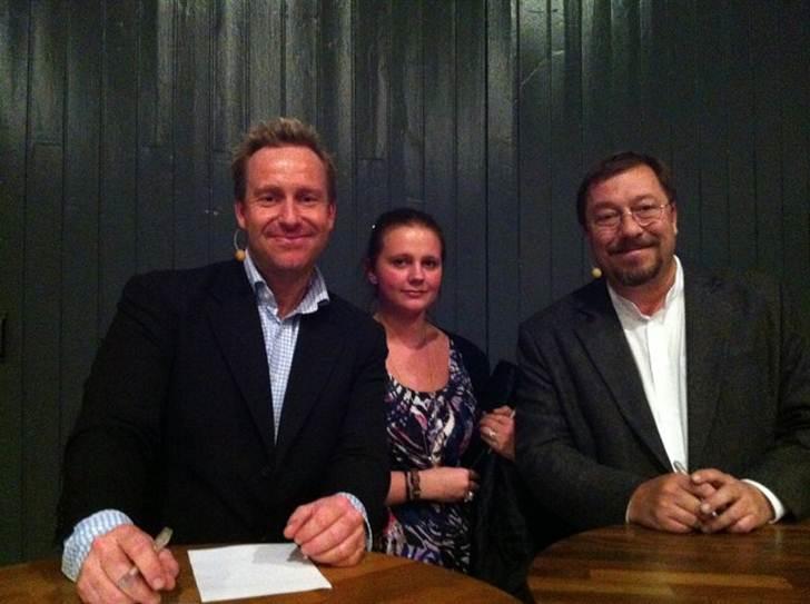 Kvinde Kirkedal - Adam & James 2011 billede 6