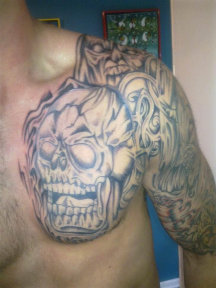 Mand .. - Godt i gang med brystet.. billede 11