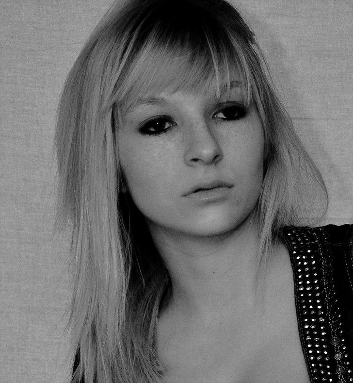 Kvinde Frederikke billede 1