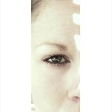 Kvinde Natasha Nadin