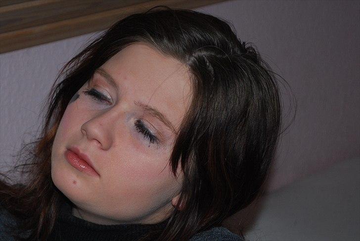 Kvinde Marie Louise M-D - Model bliver jeg nok aldrig, med det baby-hoved billede 3