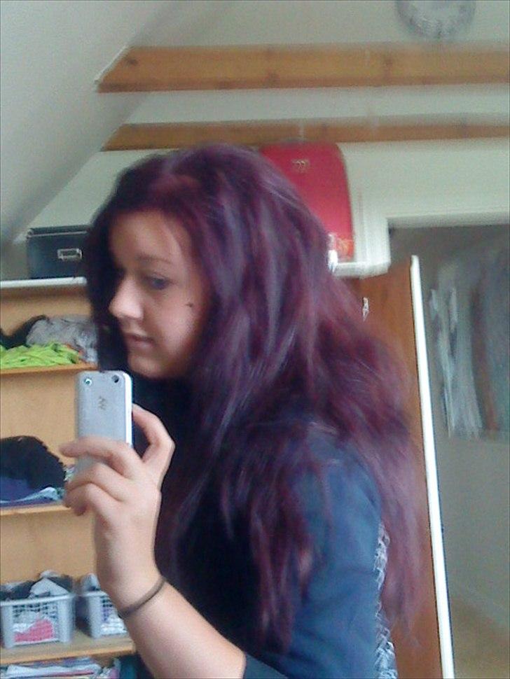 Kvinde Sarah - Lilla hår? :i billede 4