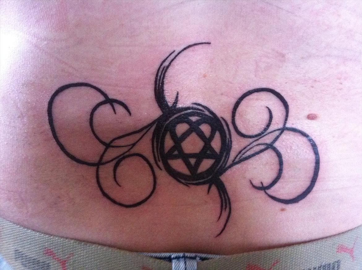Kvinde Tina. - Ny tatoo 2011. billede 5