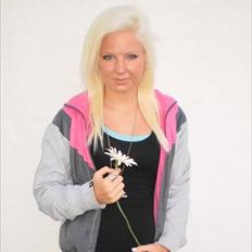 Kvinde Nanna*-;
