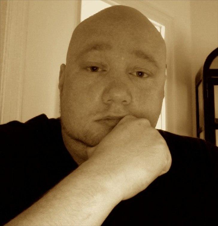 Mand Dennis billede 3