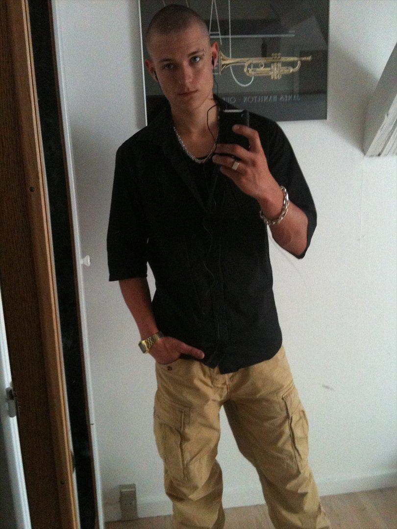 Mand Theis billede 4