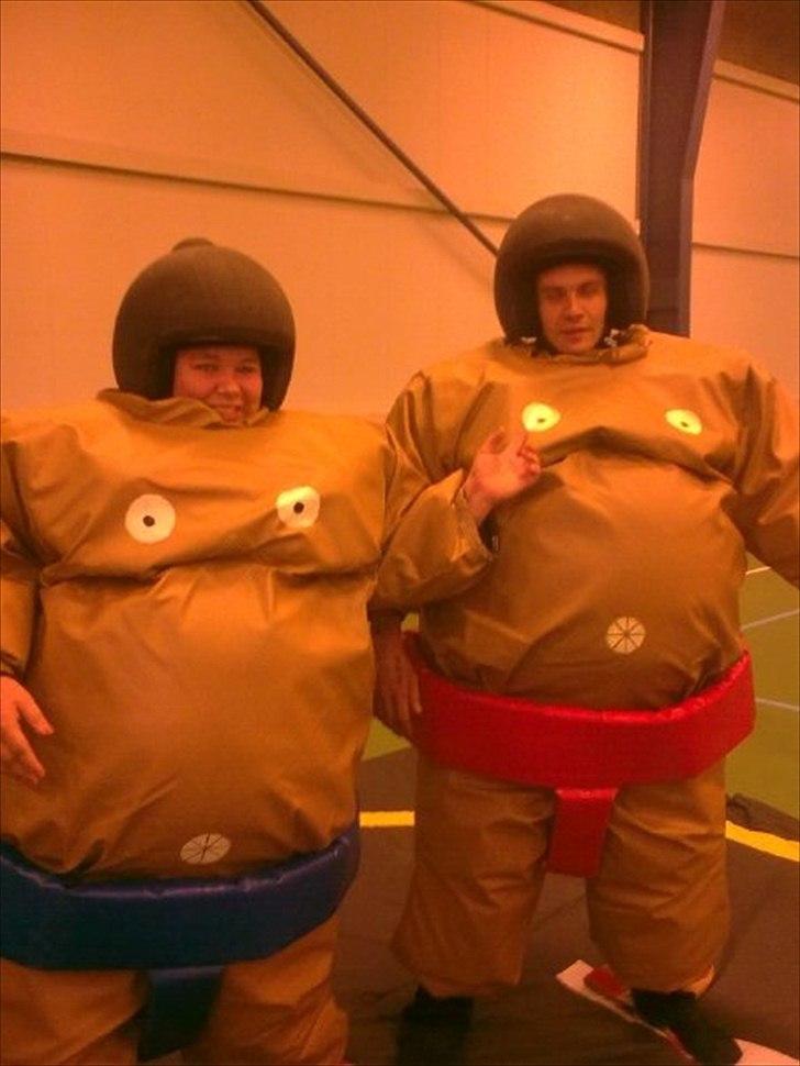 Mand Lasse - Brydning med Lillesøster billede 2