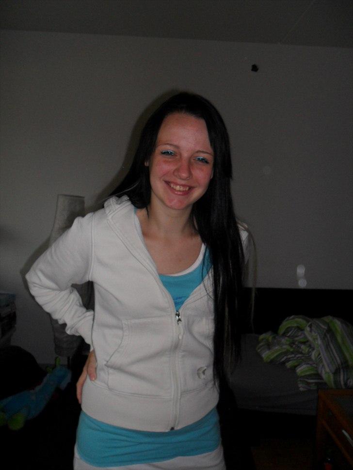 Kvinde Sabrina Folmann ;* billede 8