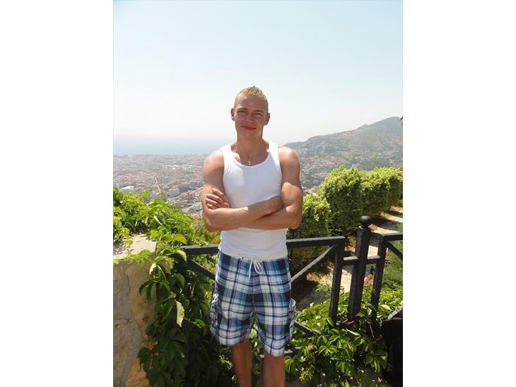 {{currentPhoto.altText}} billede {{currentPhoto.number}}