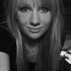 Kvinde Shannon Marek Beck