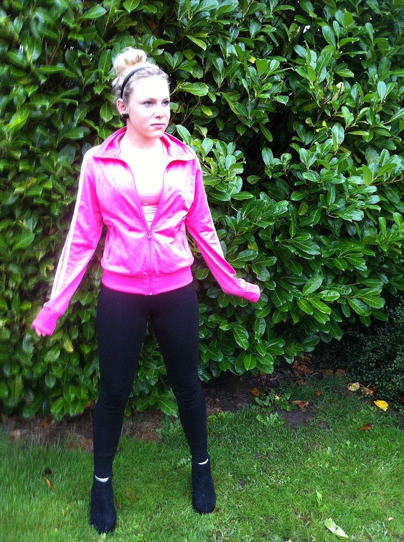 Kvinde Amalie billede 5